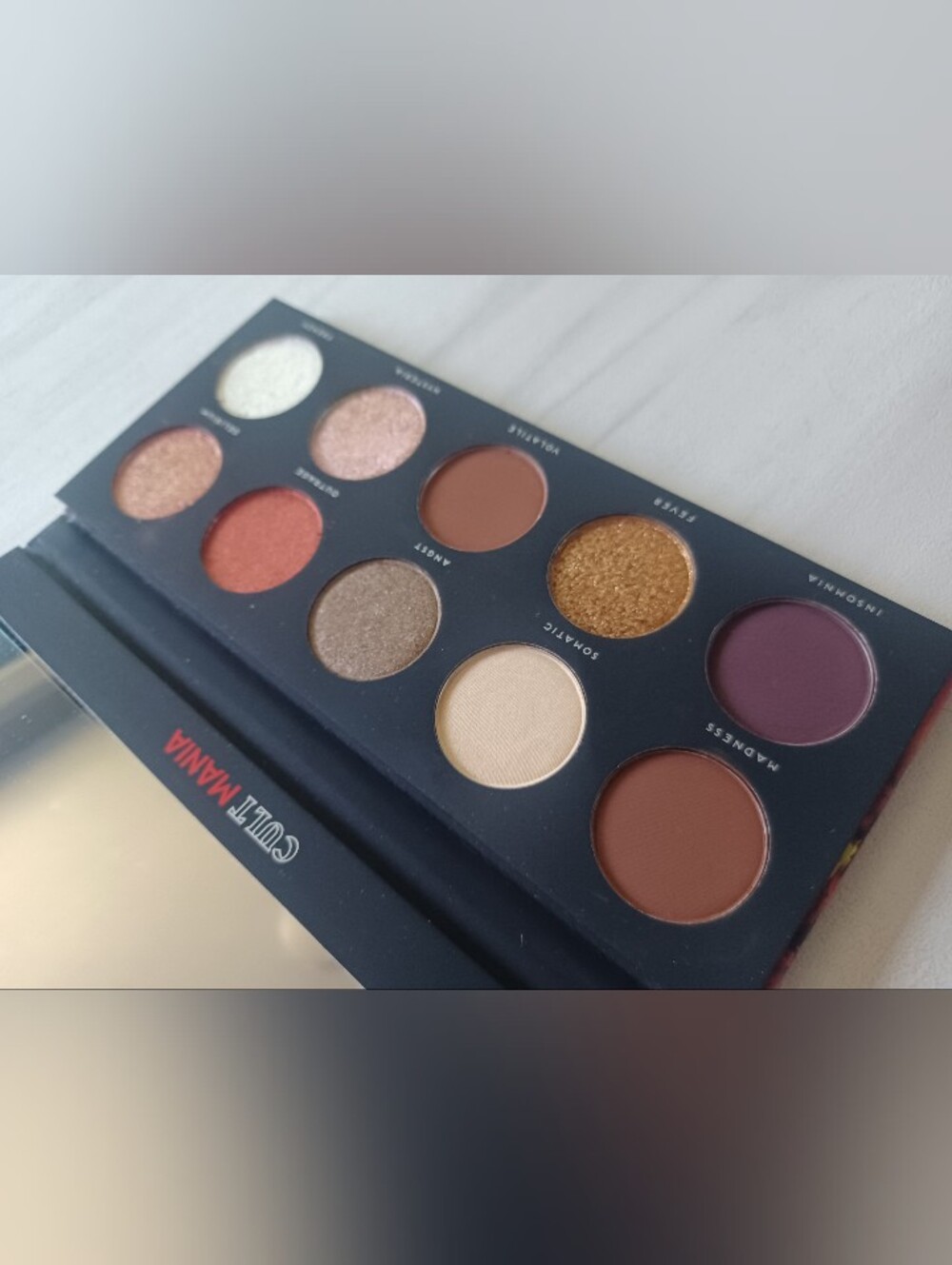 Warm Eyeshadow Palette - Gold, Brown, Plum, Peach Tones